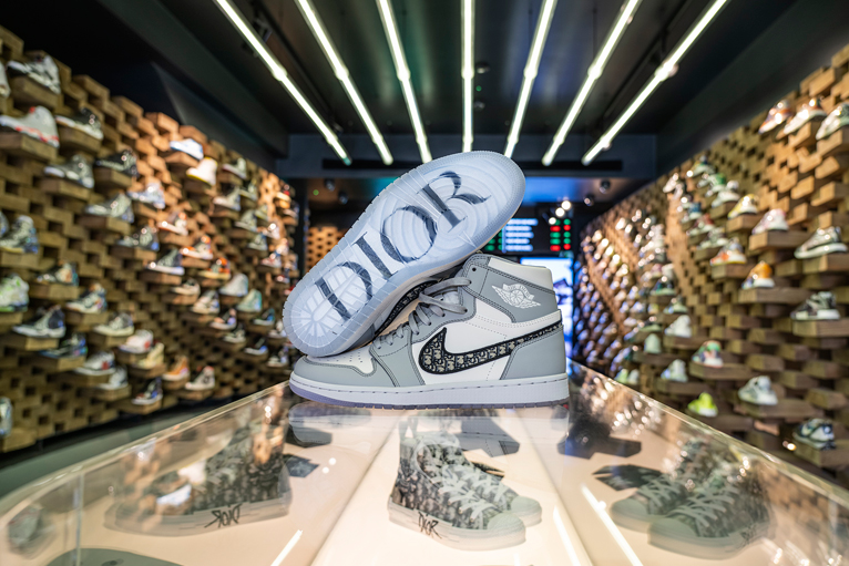 You Can Now Buy The World's Sneakers In Dubai Mall - GQ Middle East