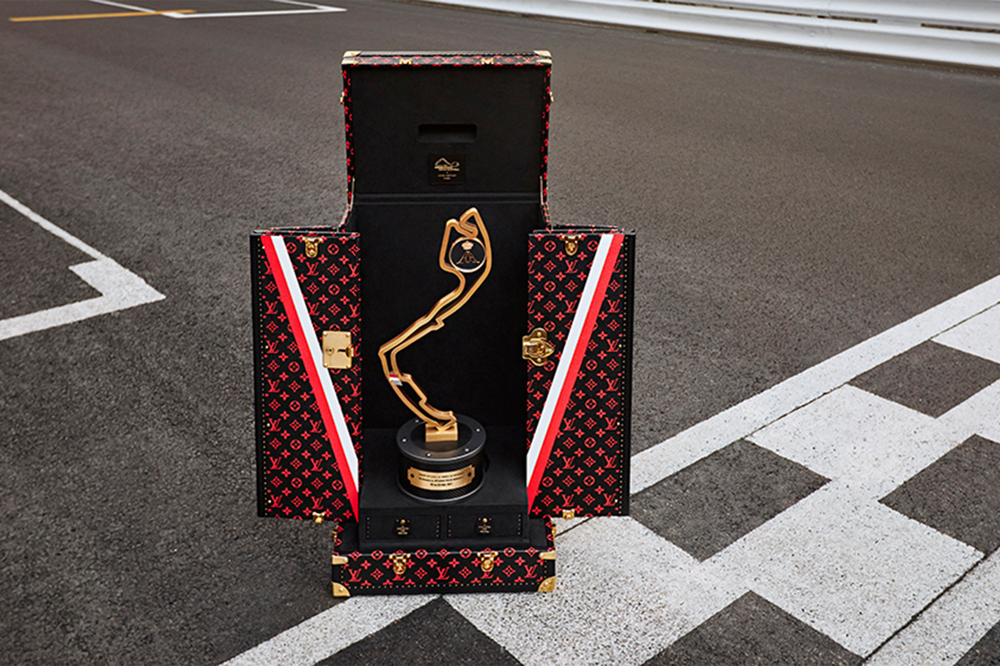 This Louis Vuitton X Formula 1 Collab Brings The Heat - GQ Middle East