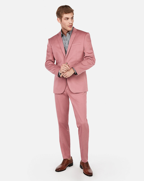 The Pink Suit Is Already Having A Big Year - GQ Middle East