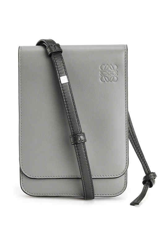 Best Small Crossbody and Shoulder Bags for Men in 2022 - GQ Middle East
