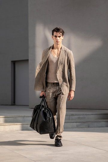Giorgio Armani Spring 2021 Ready-to-Wear Collection